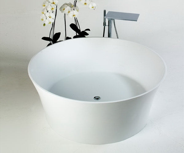 Giro Freestanding Bath Matt White 1400x1400x550mm