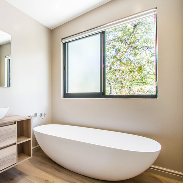 Chloe Freestanding Bath