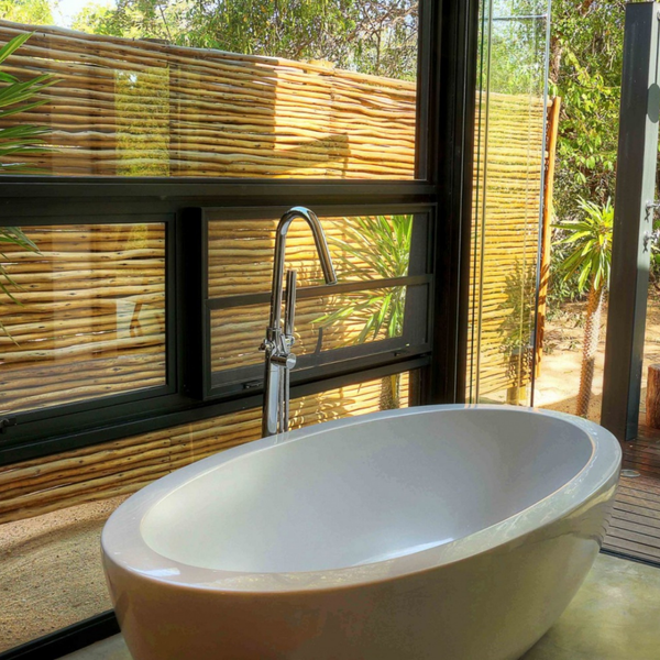 Lusso Freestanding Bath