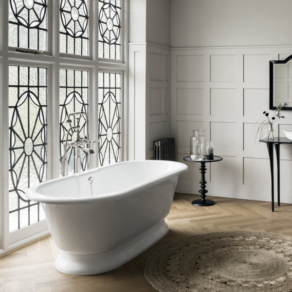 York Freestanding Bath