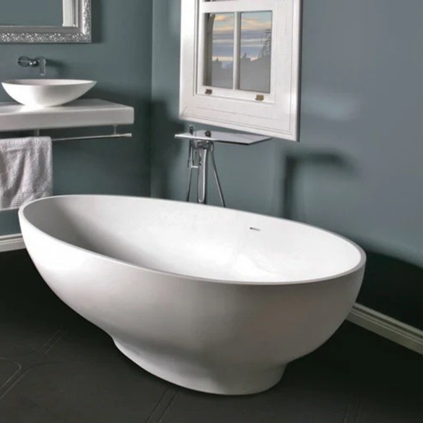 Laggio Freestanding Bath