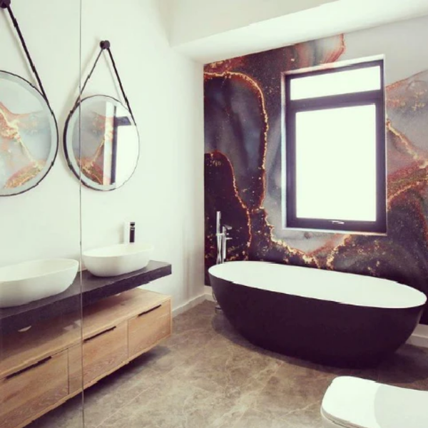 Monroe Marilyn Freestanding Bath