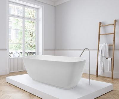 Divita Freestanding Bath Polished White 1495x720x540mm
