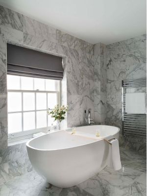Barcelona 3 Freestanding Bath Polished White 1792x552x865mm