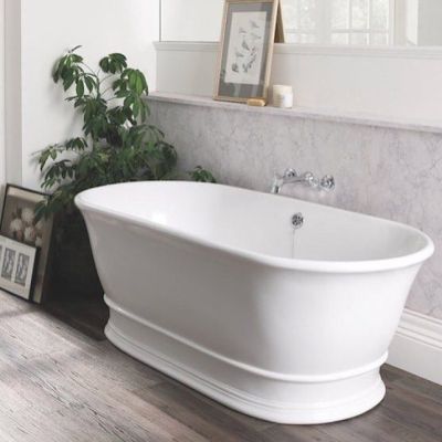 Bampton Freestanding Bath Polished White 1555x740x555mm