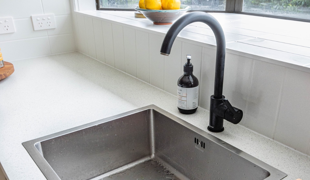 Transform Your Kitchen with these Stylish Kitchen Sink Ideas
