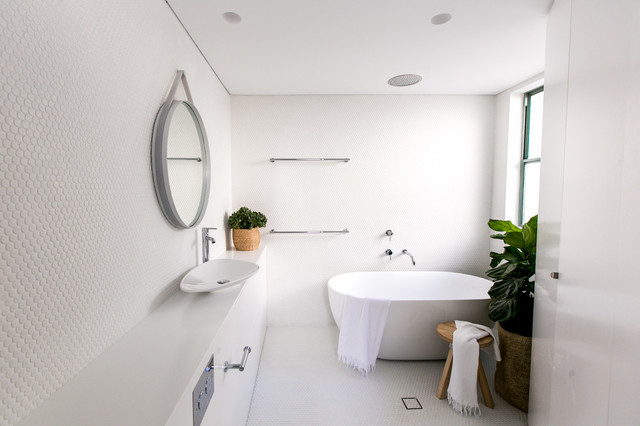 5 top tips to maximise your bathroom space